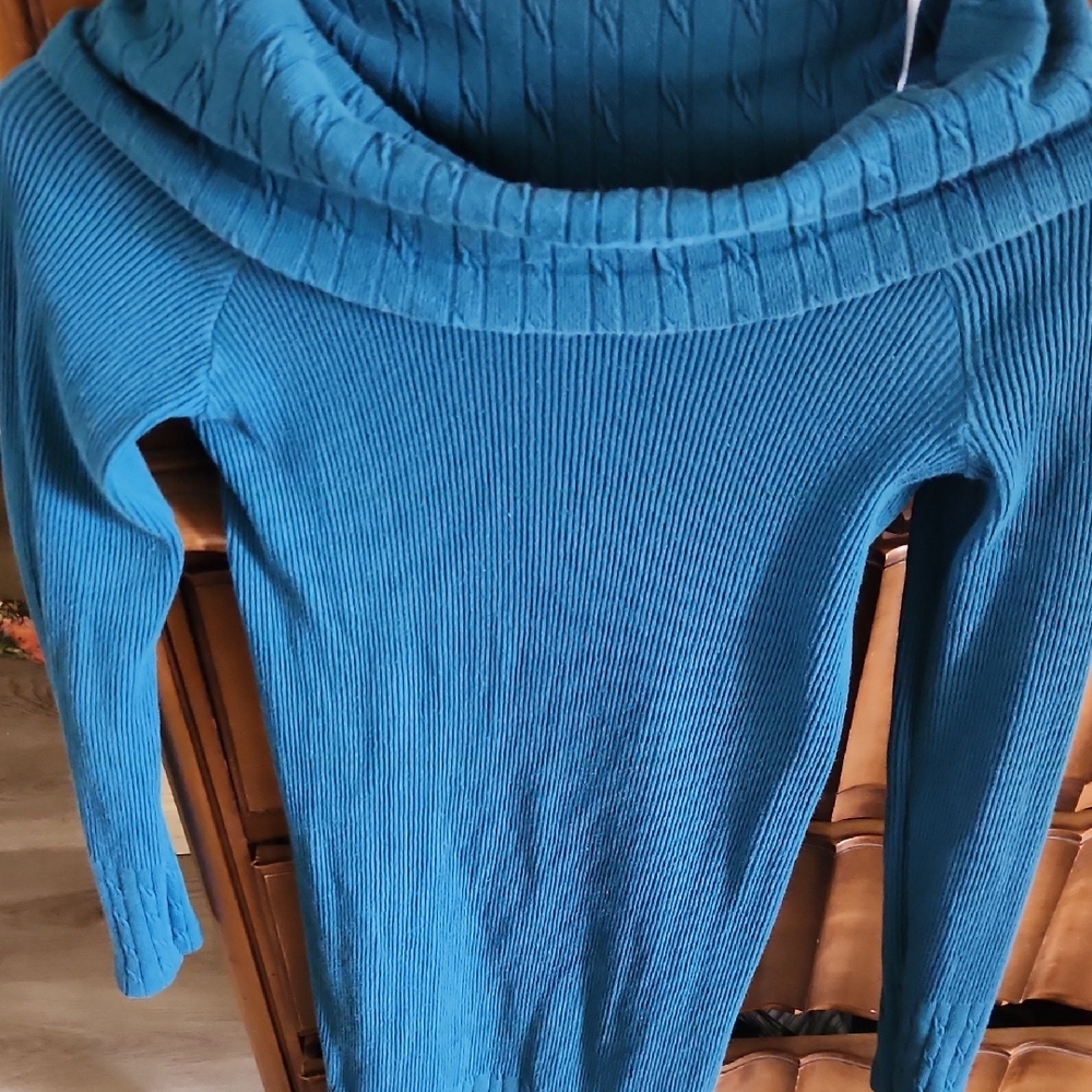 Women's Blue Sweater